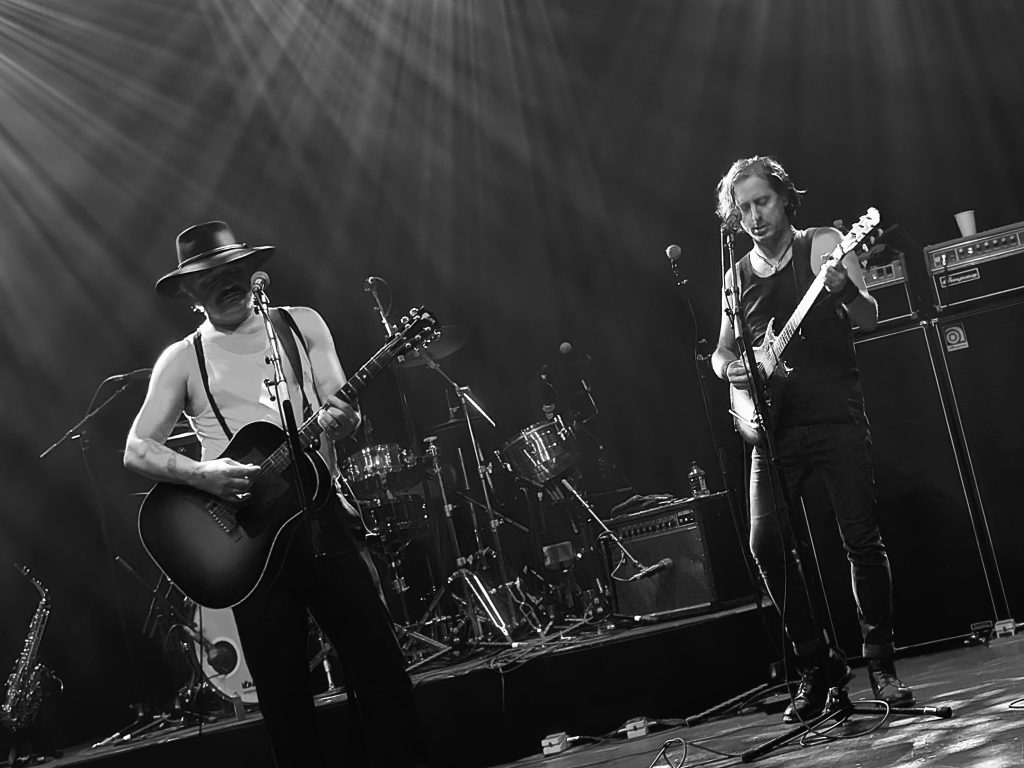 Pete and Carl of the Libertines playing guitar at Forum Melbounre