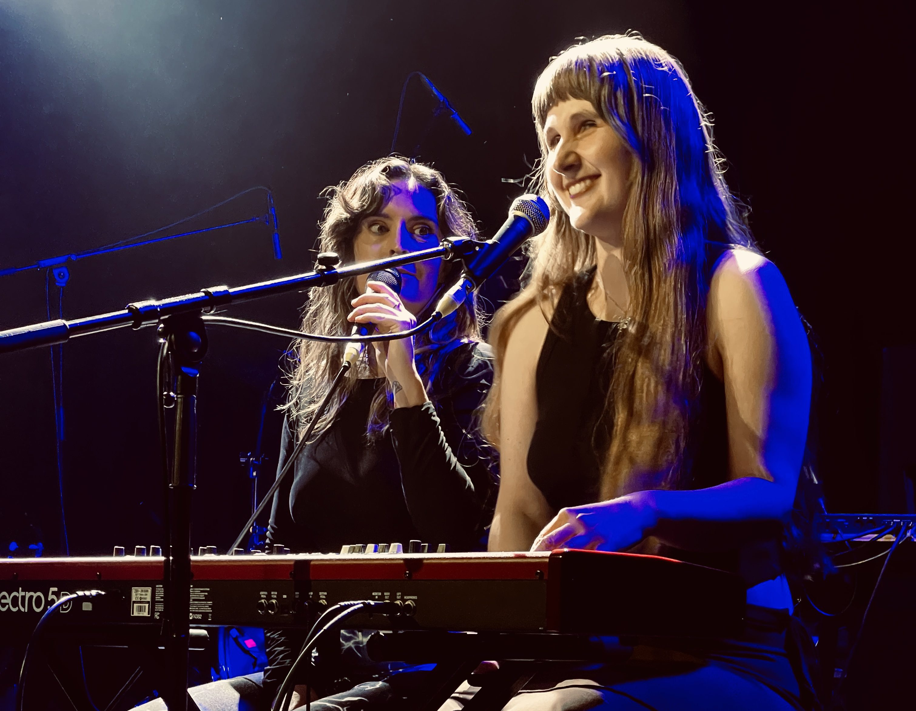 Merpire and Bec Sykes performing at Howler Brunswick
