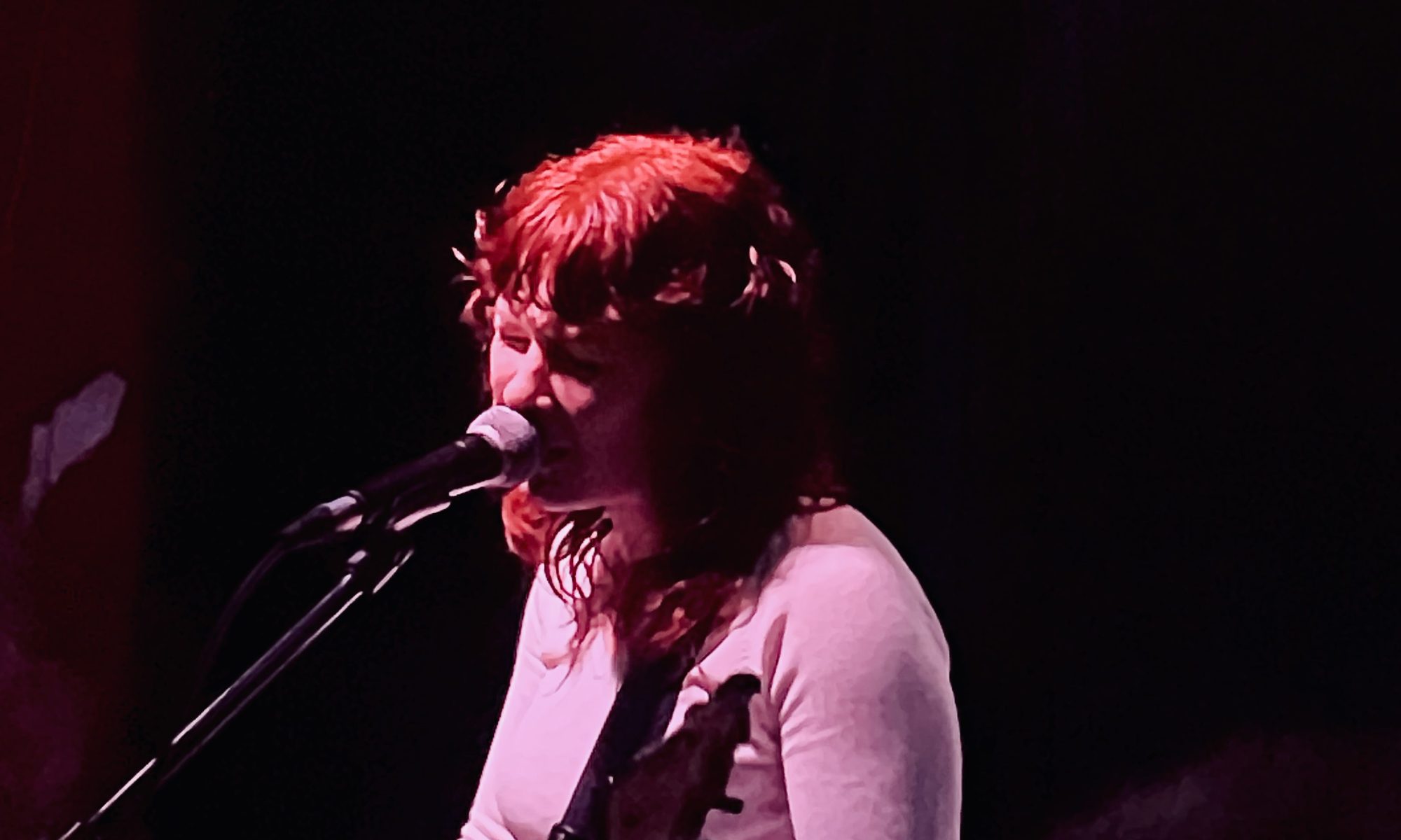 Lucky performing at Fitzroy's The Old Bar