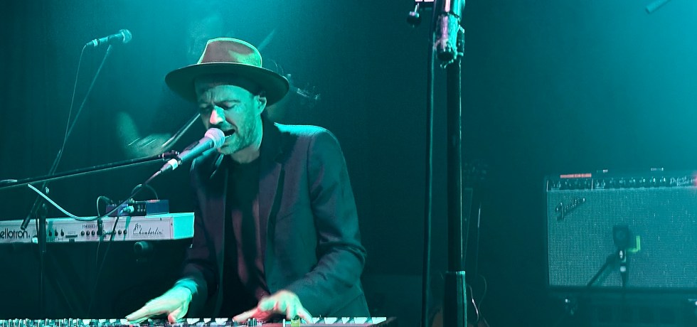 The Veils Finn Andrews playing piano at Northcote Social Club