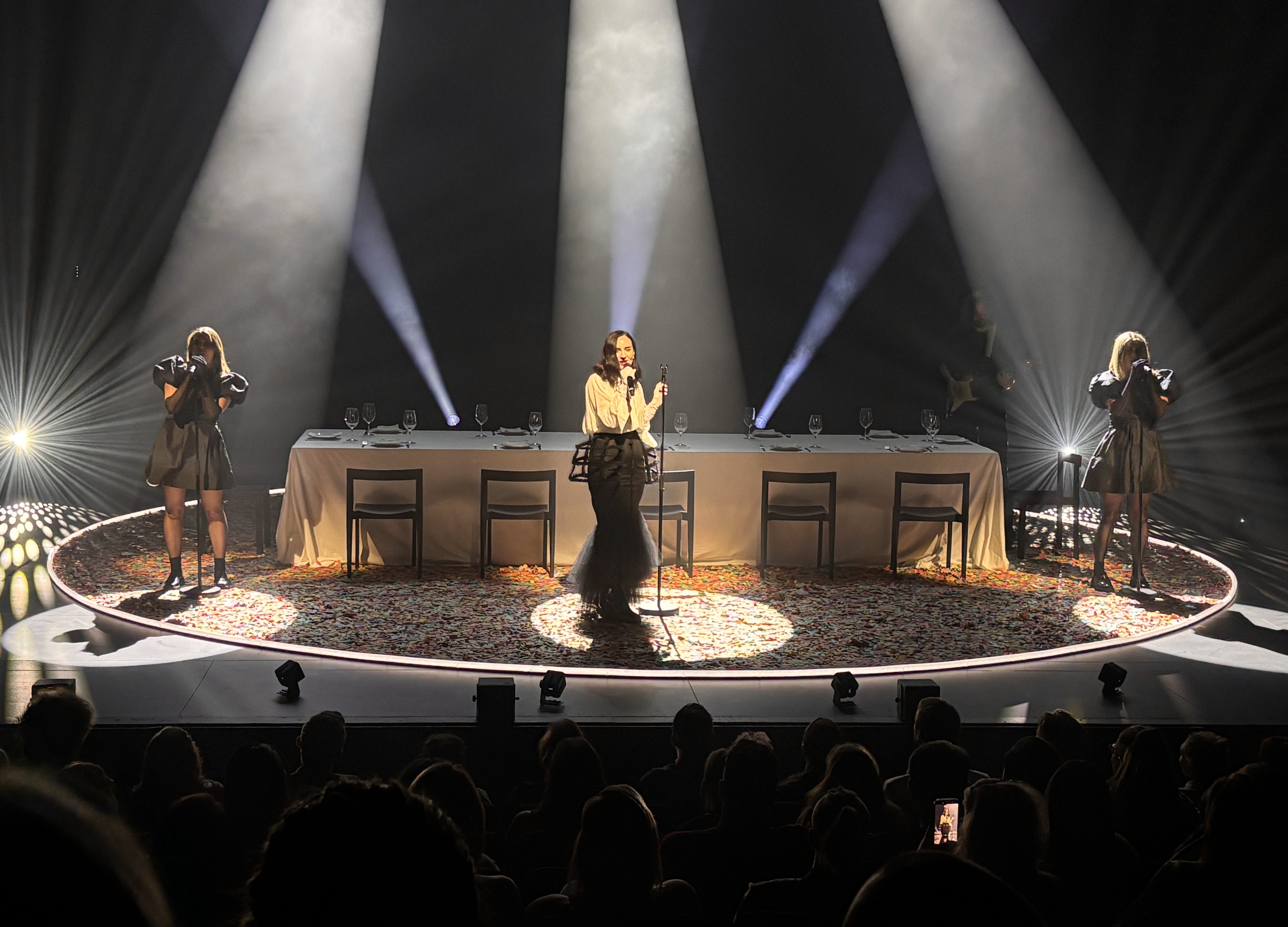 Meg Mac with her two backing singers performing at Melbourne's Malthouse Theatre